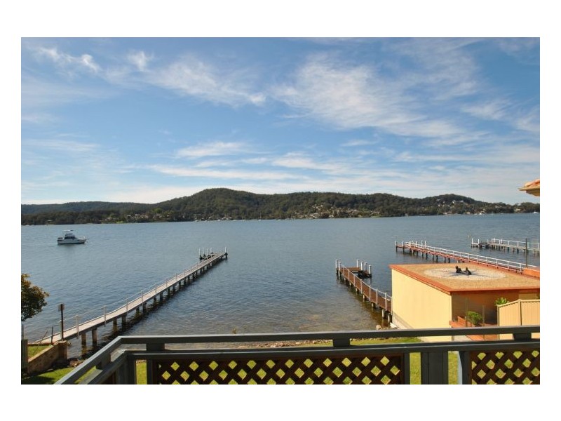 1/19 Caroline Street, East Gosford NSW 2250