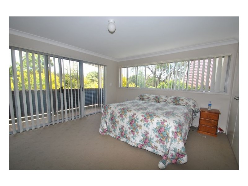 1/8 Akora Road, Wyoming NSW 2250