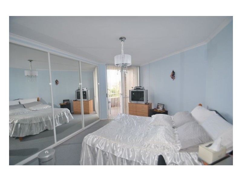 5/91-95 John Whiteway Dr, Gosford NSW 2250