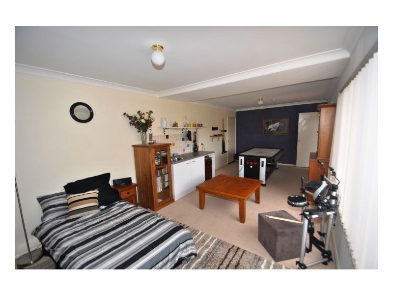 82 Woodview Avenue, Lisarow NSW 2250