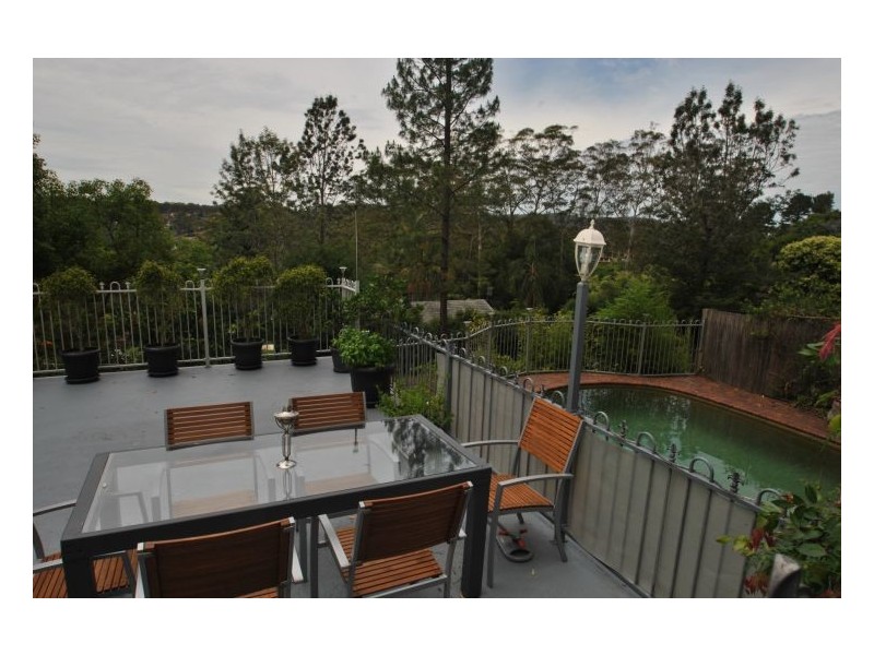 17 Gregory St, Wyoming NSW 2250