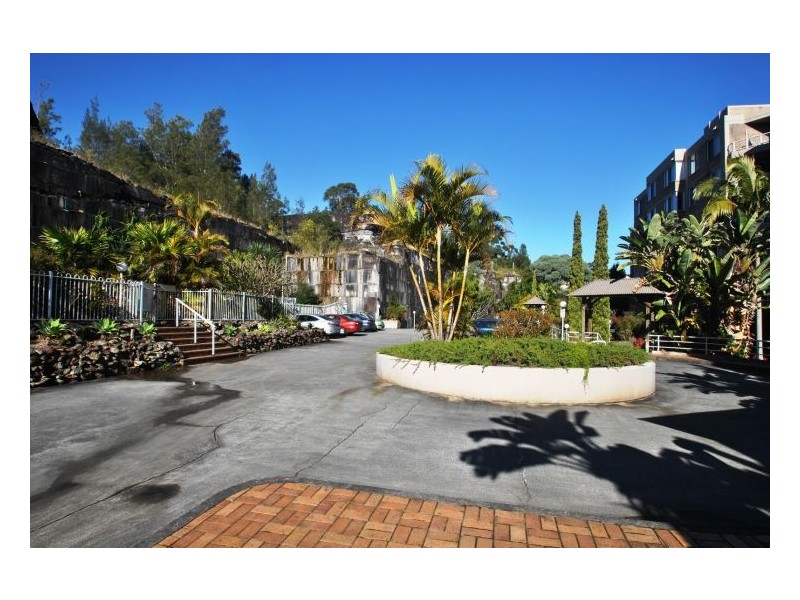 53/91-95 John Whiteway Dr, Gosford NSW 2250