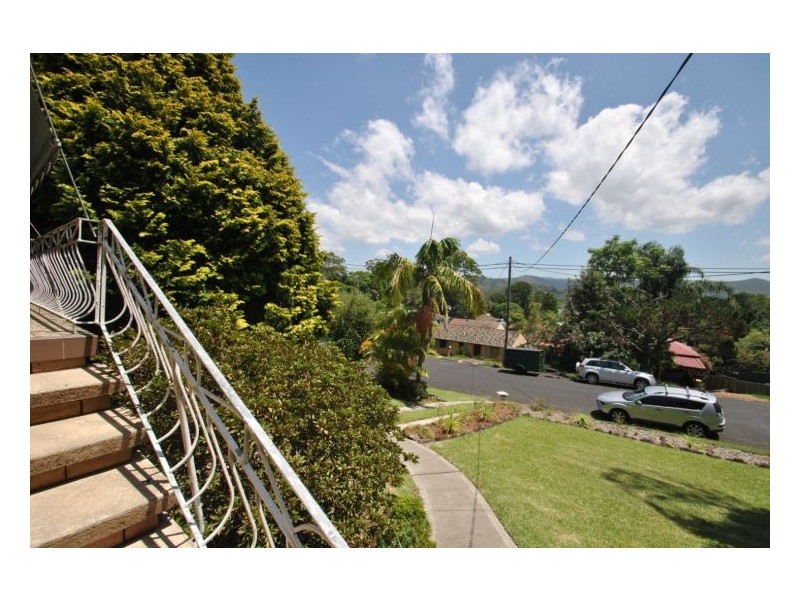 15 Orange Pde, Wyoming NSW 2250