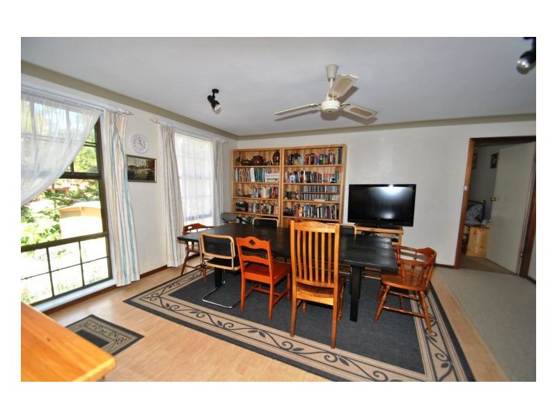 103 Carrington St, Narara NSW 2250