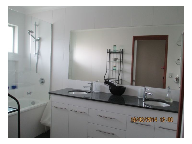 Jindalee QLD 4074