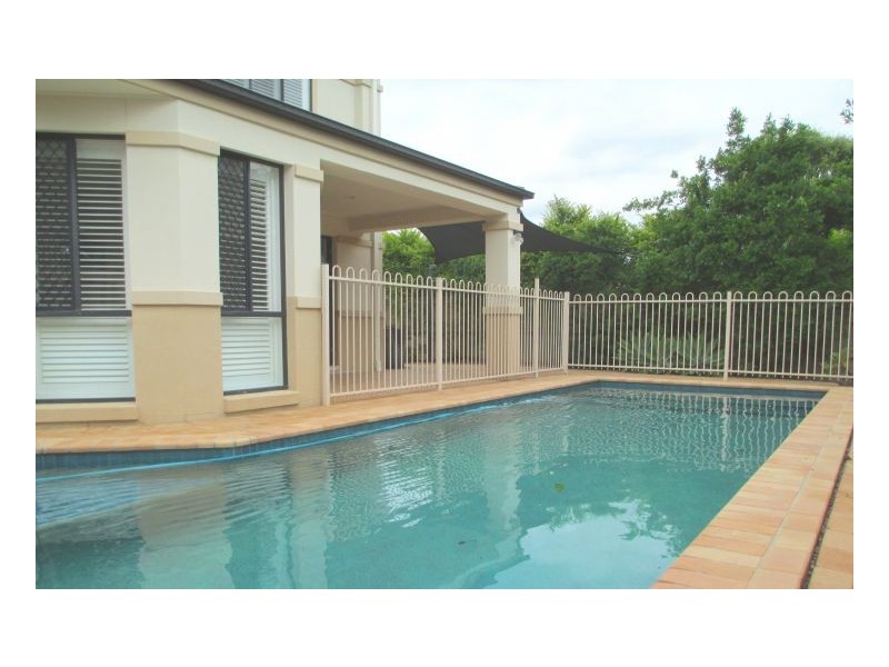 Westlake QLD 4074