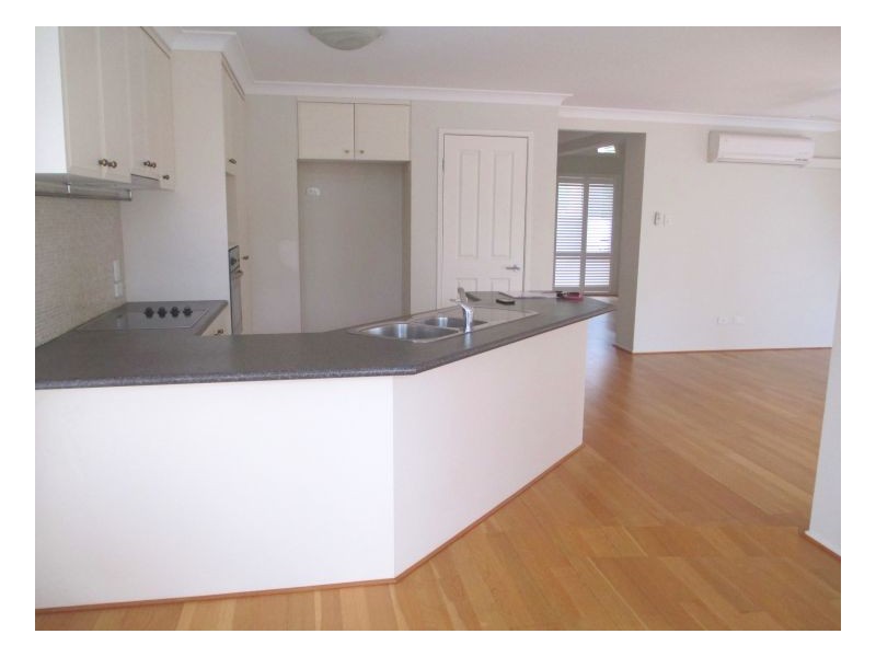 Westlake QLD 4074