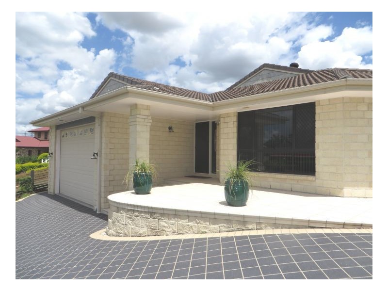 Sinnamon Park QLD 4073