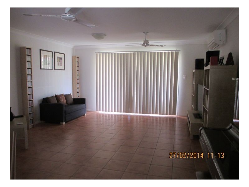 Oxley QLD 4075