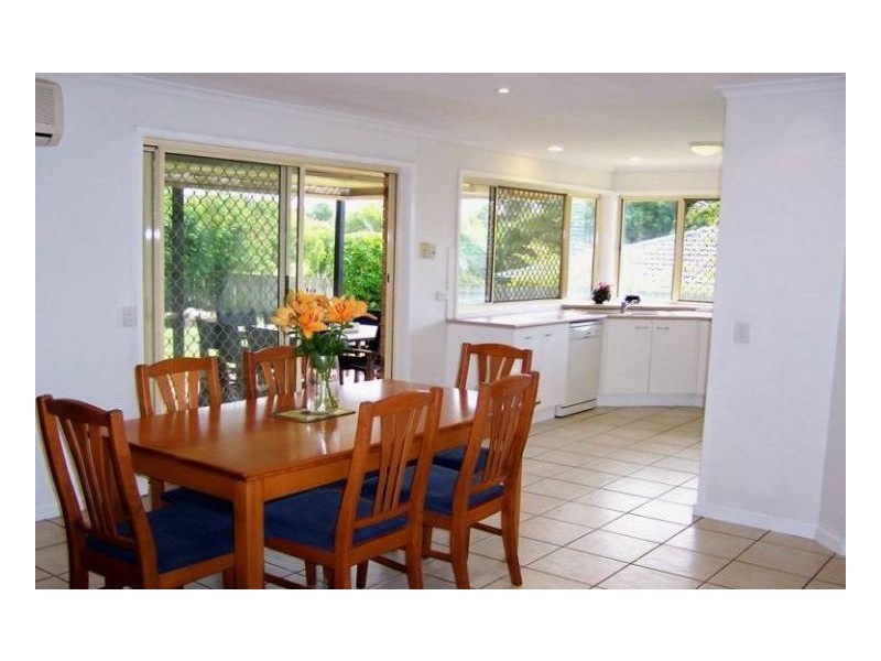 Sinnamon Park QLD 4073