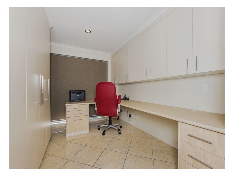 Sinnamon Park QLD 4073