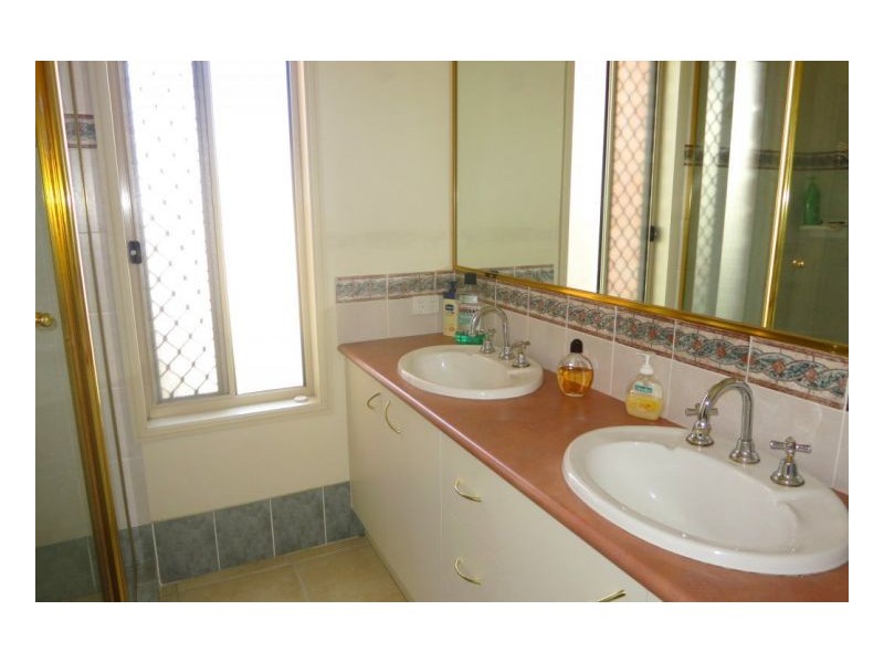 Middle Park QLD 4074