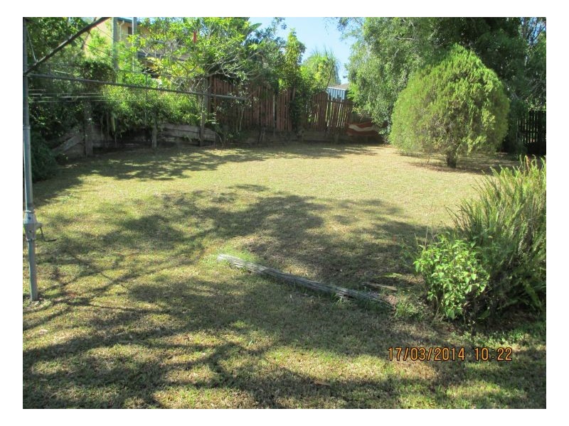 Seventeen Mile Rocks QLD 4073