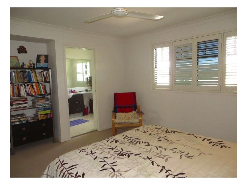 Mount Ommaney QLD 4074