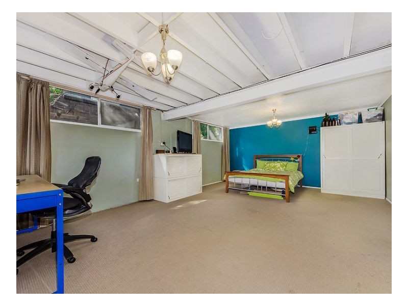 Jamboree Heights QLD 4074