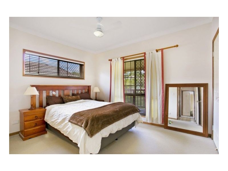 Seventeen Mile Rocks QLD 4073