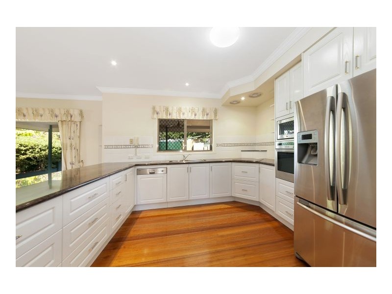 3 Newell Pl, Westlake QLD 4074