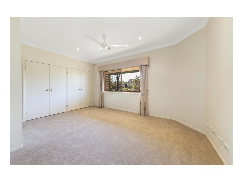 3 Newell Pl, Westlake QLD 4074