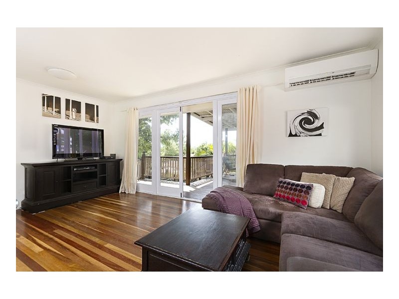 31 Brownie St, Jamboree Heights QLD 4074