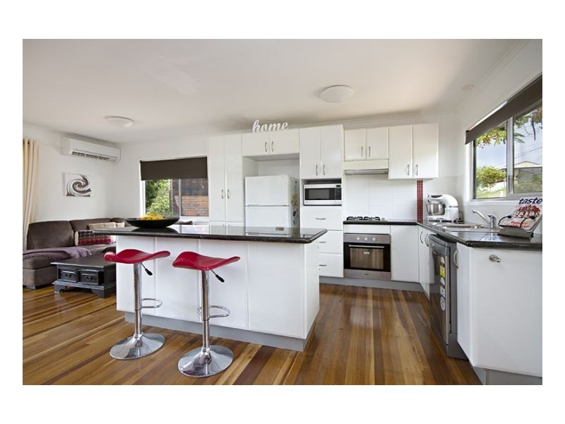 31 Brownie St, Jamboree Heights QLD 4074