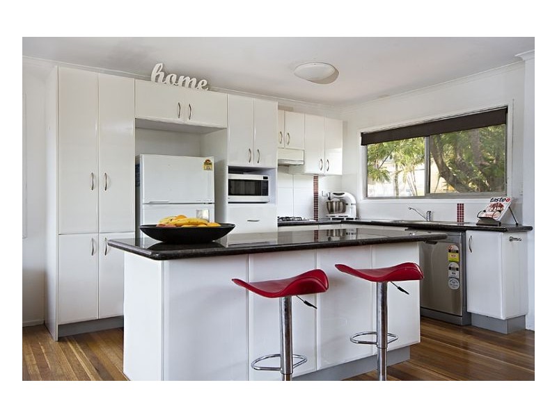 31 Brownie St, Jamboree Heights QLD 4074