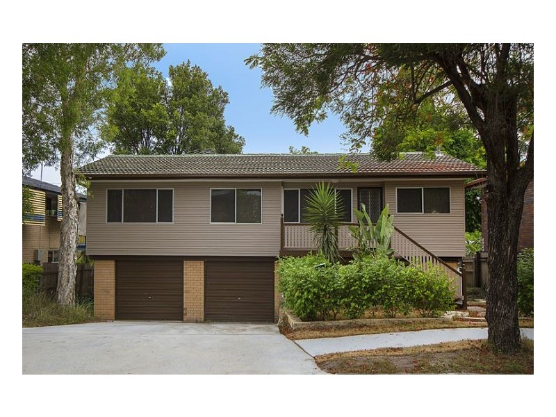 31 Brownie St, Jamboree Heights QLD 4074