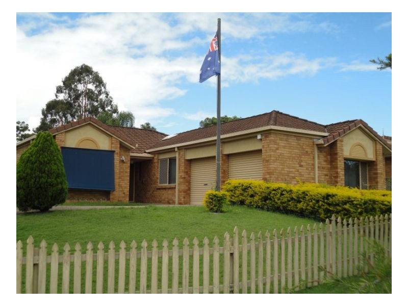 Seventeen Mile Rocks QLD 4073