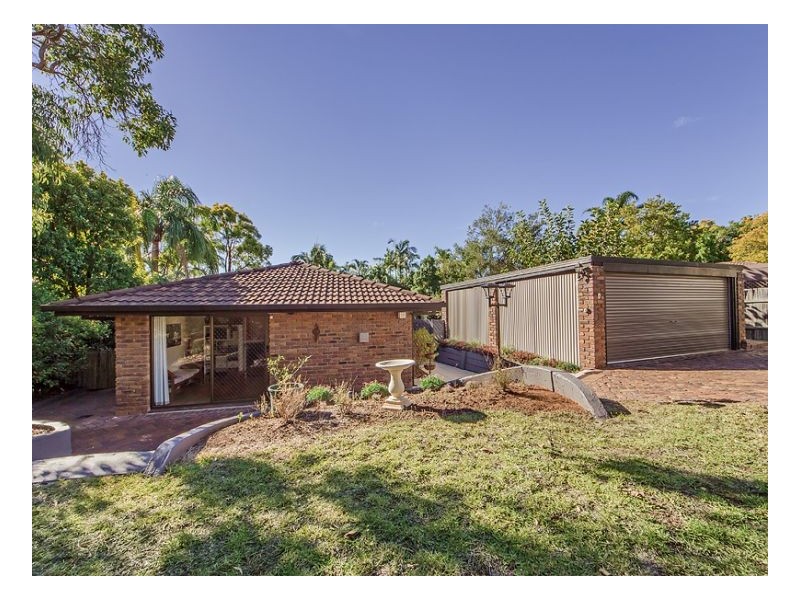 Sinnamon Park QLD 4073