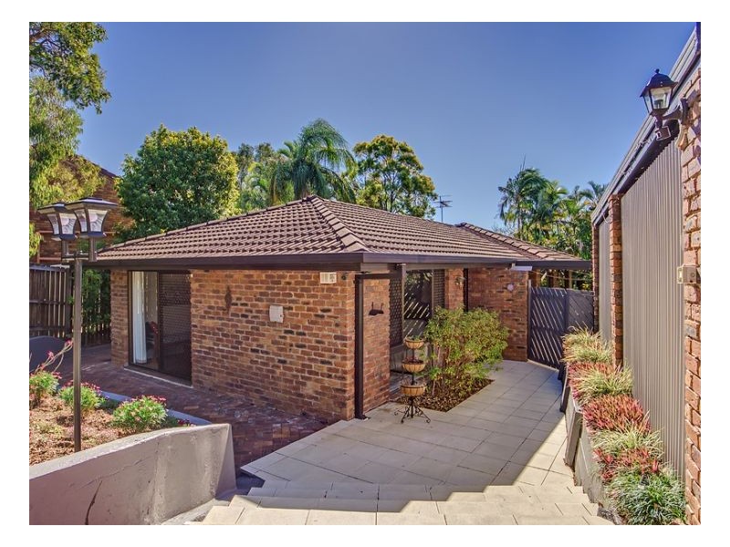 Sinnamon Park QLD 4073