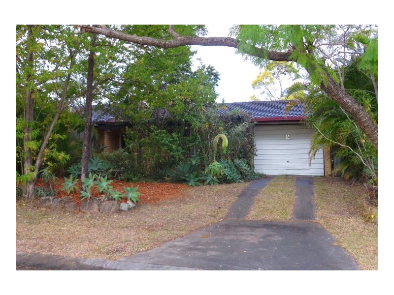 5 Apunya Close, Riverhills QLD 4074