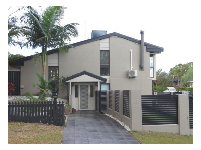 1 Roper Close, Westlake QLD 4074