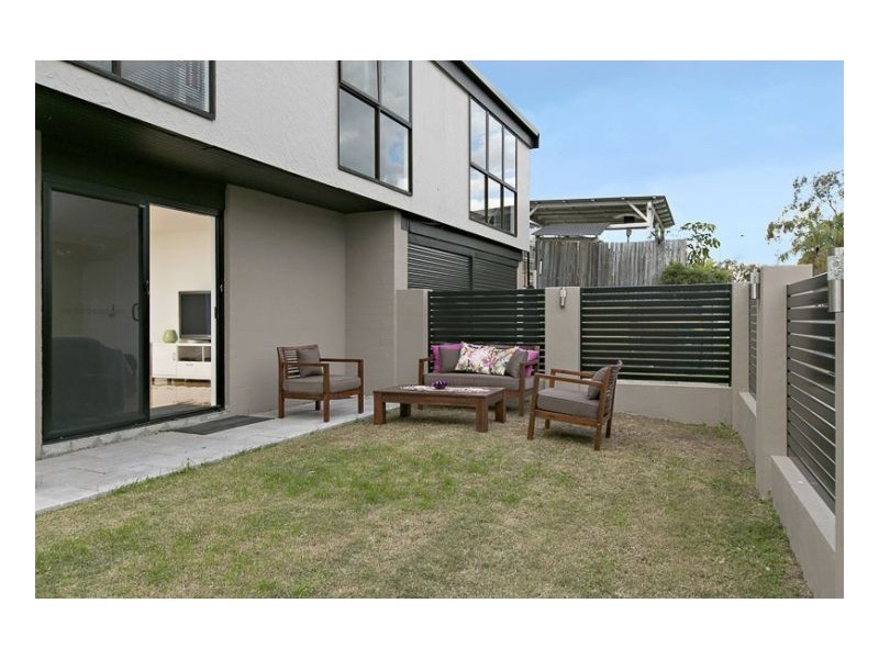 1 Roper Close, Westlake QLD 4074