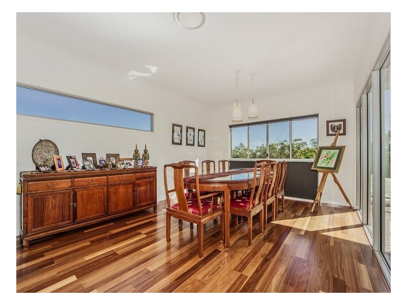 Seventeen Mile Rocks QLD 4073