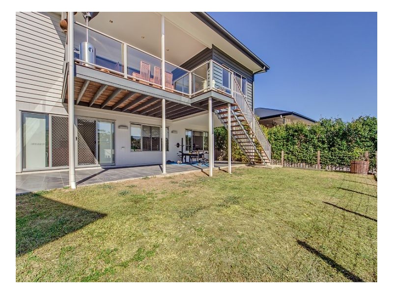 Seventeen Mile Rocks QLD 4073