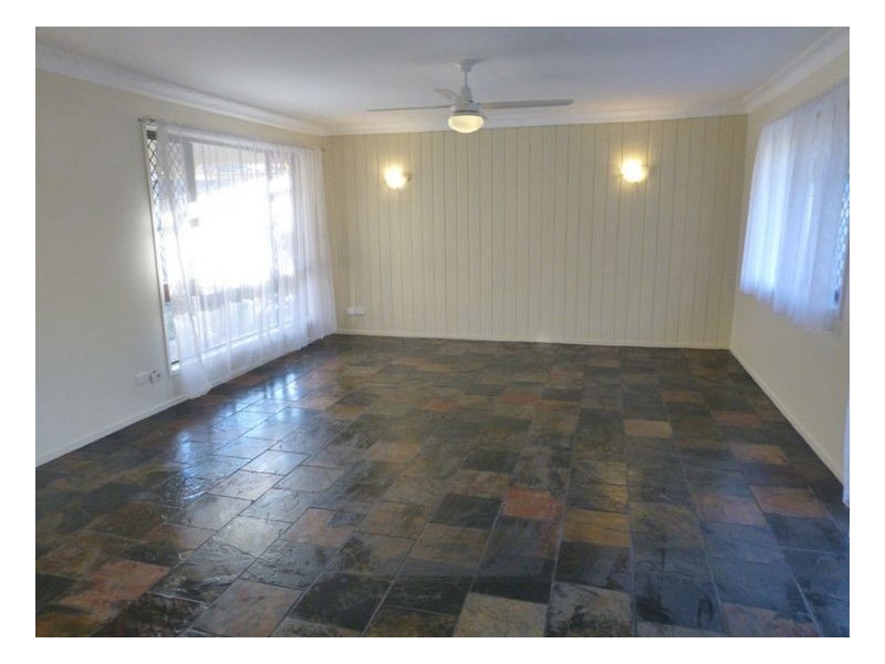 59 Pallert Street, Middle Park QLD 4074