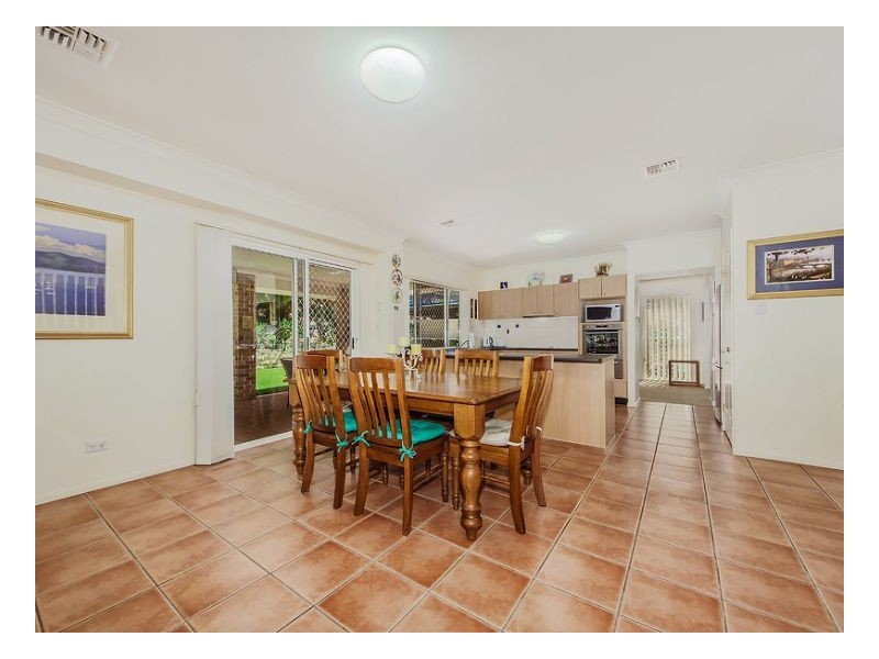 Sinnamon Park QLD 4073