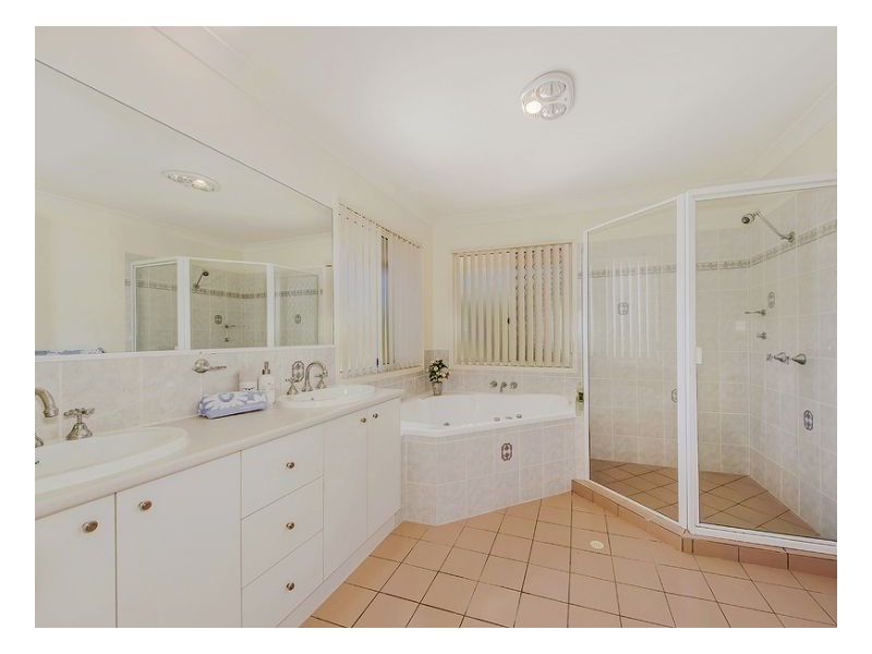 Sinnamon Park QLD 4073