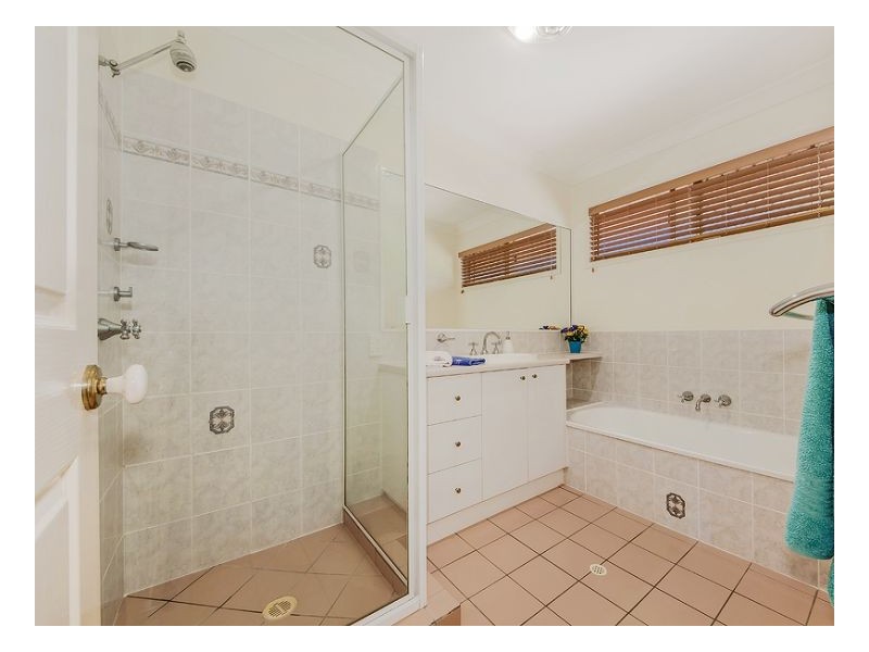 Sinnamon Park QLD 4073