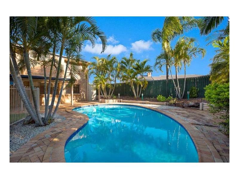 9 Koreli Pl, Middle Park QLD 4074