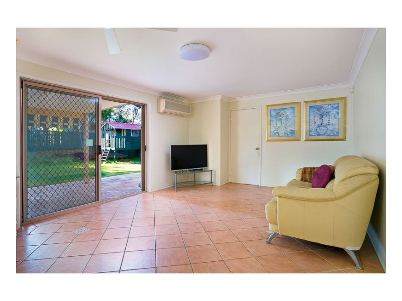 9 Koreli Pl, Middle Park QLD 4074