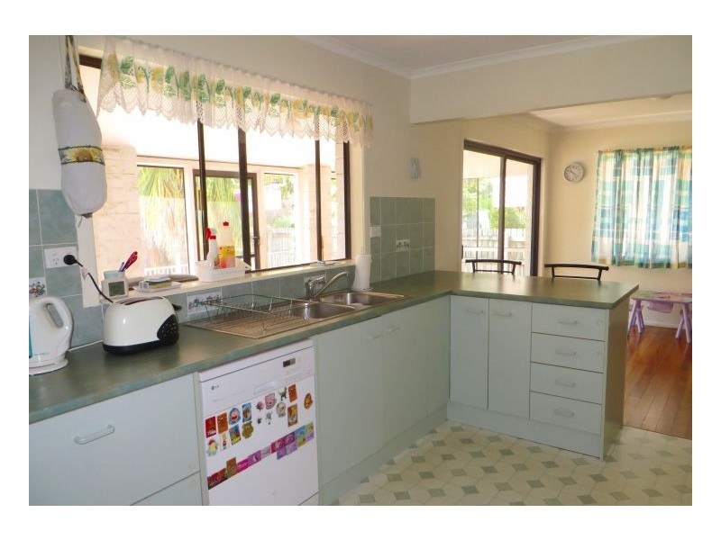 Jindalee QLD 4074