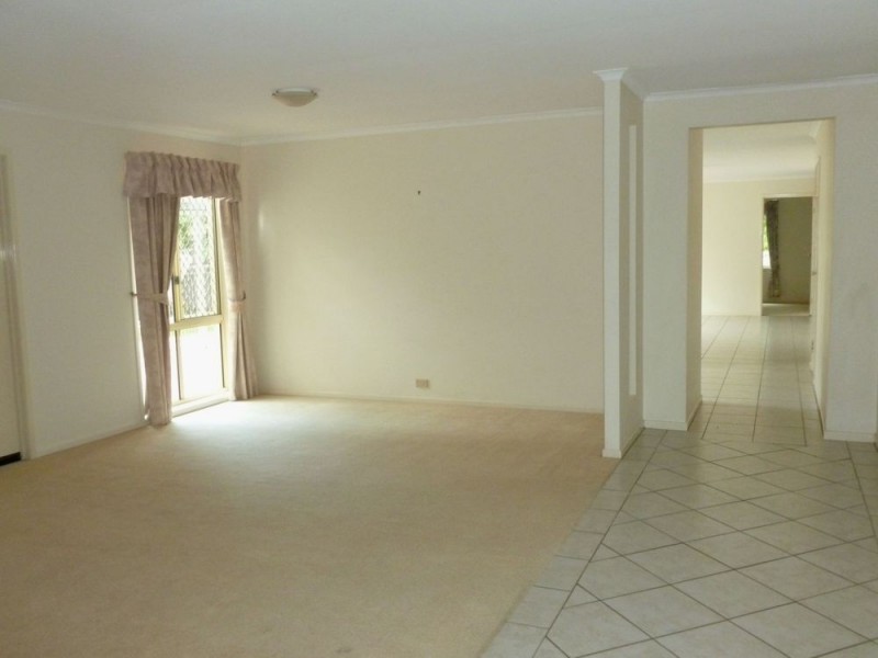 47 Angus Street, Sinnamon Park QLD 4073