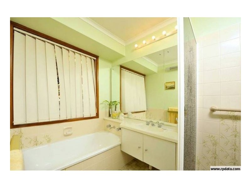 Sinnamon Park QLD 4073