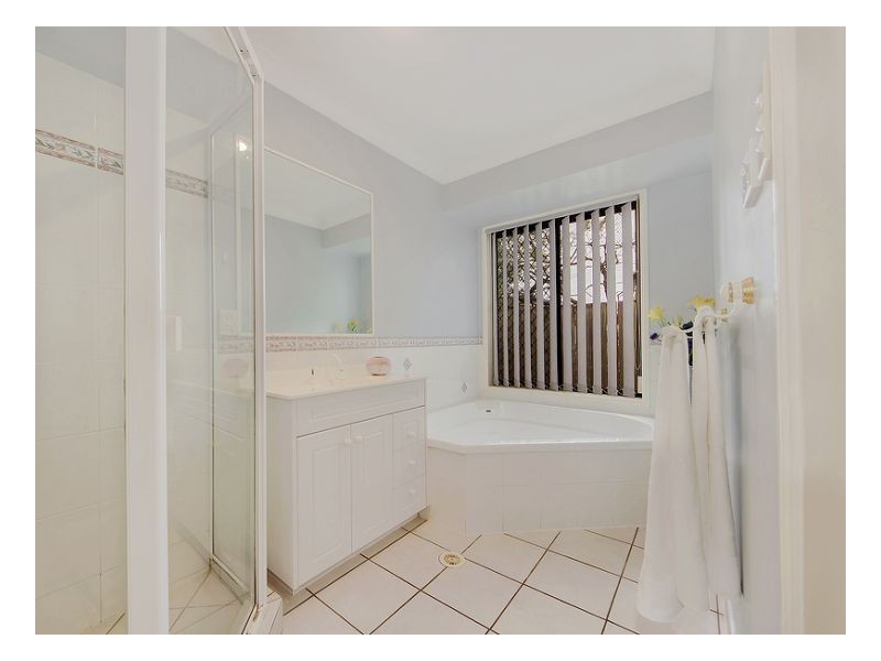 Sinnamon Park QLD 4073