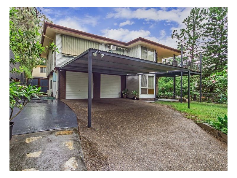 Seventeen Mile Rocks QLD 4073