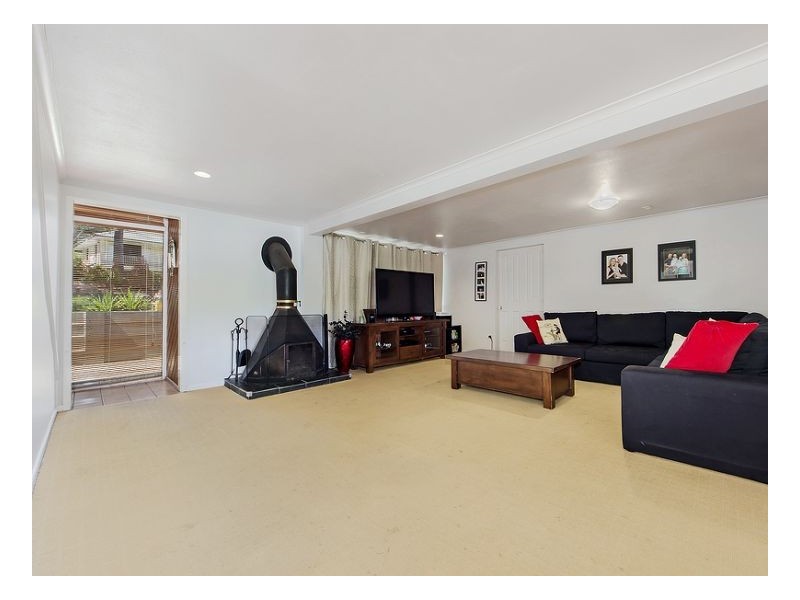 Jindalee QLD 4074