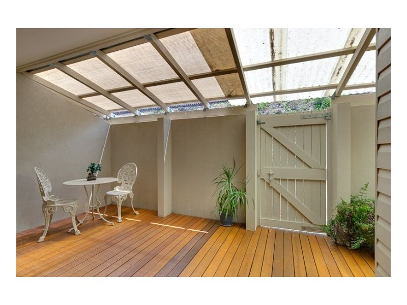 Mount Ommaney QLD 4074