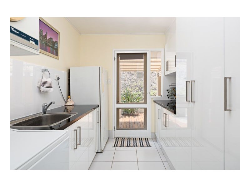 Mount Ommaney QLD 4074