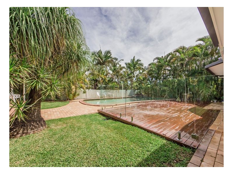 6 Cascade Close, Riverhills QLD 4074