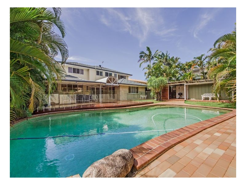 6 Cascade Close, Riverhills QLD 4074